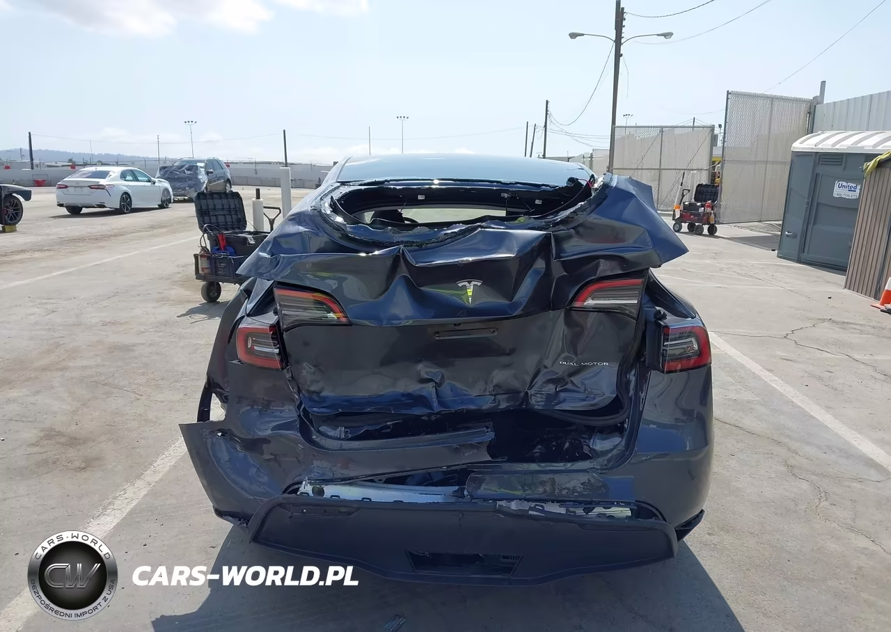 2023 Tesla Model Y Awd-Long Range Dual Motor All-Wheel Drive VIN:7SAYGDEE1PA024149 - 16