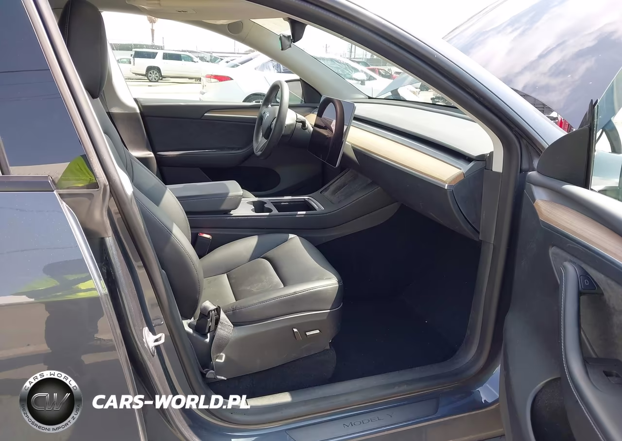 2023 Tesla Model Y Awd-Long Range Dual Motor All-Wheel Drive VIN:7SAYGDEE1PA024149 - 5