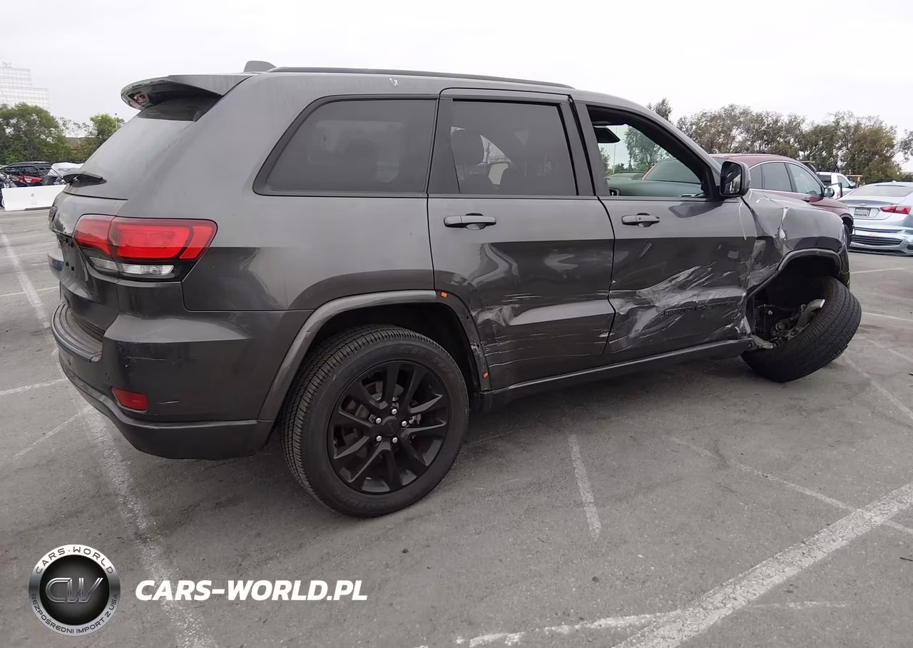 2020 Jeep Grand Cherokee Altitude 4X2 VIN:1C4RJEAG1LC316801 - 4