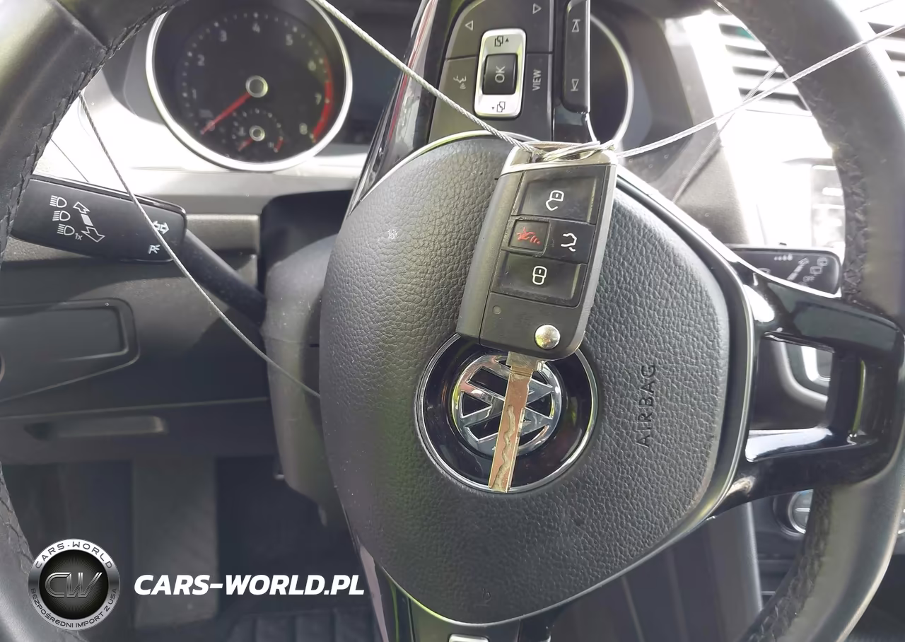 2020 Volkswagen Tiguan VIN:3VV2B7AX5LM015832 - 11