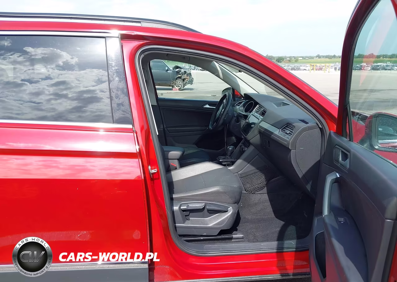 2020 Volkswagen Tiguan VIN:3VV2B7AX5LM015832 - 5