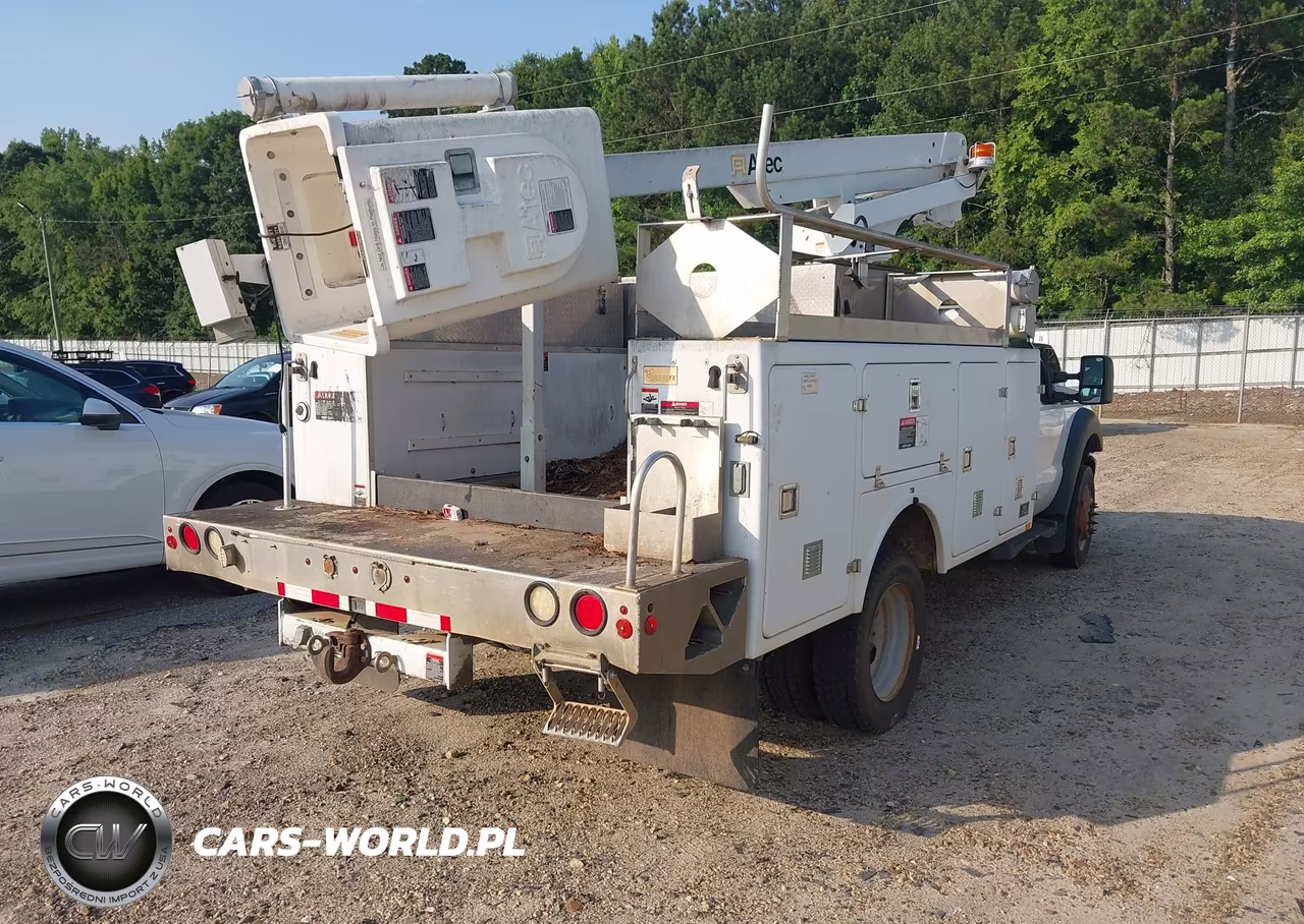 2013 Ford F-450 Chassis Xl-Xlt VIN:1FDUF4GY3DEB54287 - 4