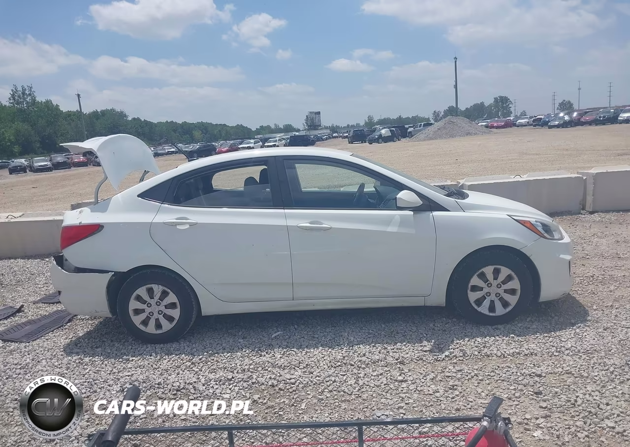 2015 Hyundai Accent Gls VIN:KMHCT4AE0FU853517 - 13