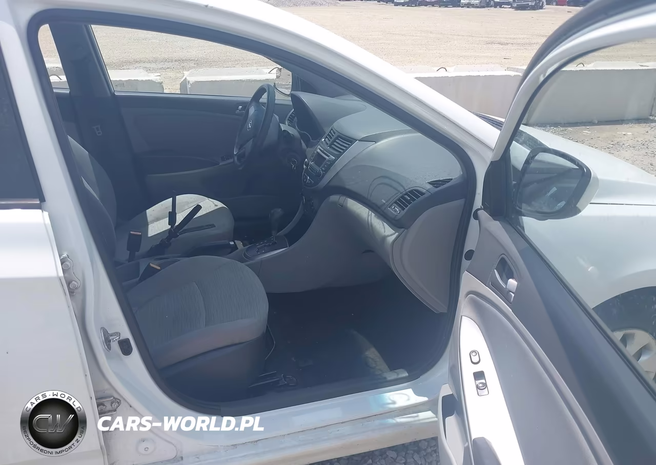 2015 Hyundai Accent Gls VIN:KMHCT4AE0FU853517 - 5