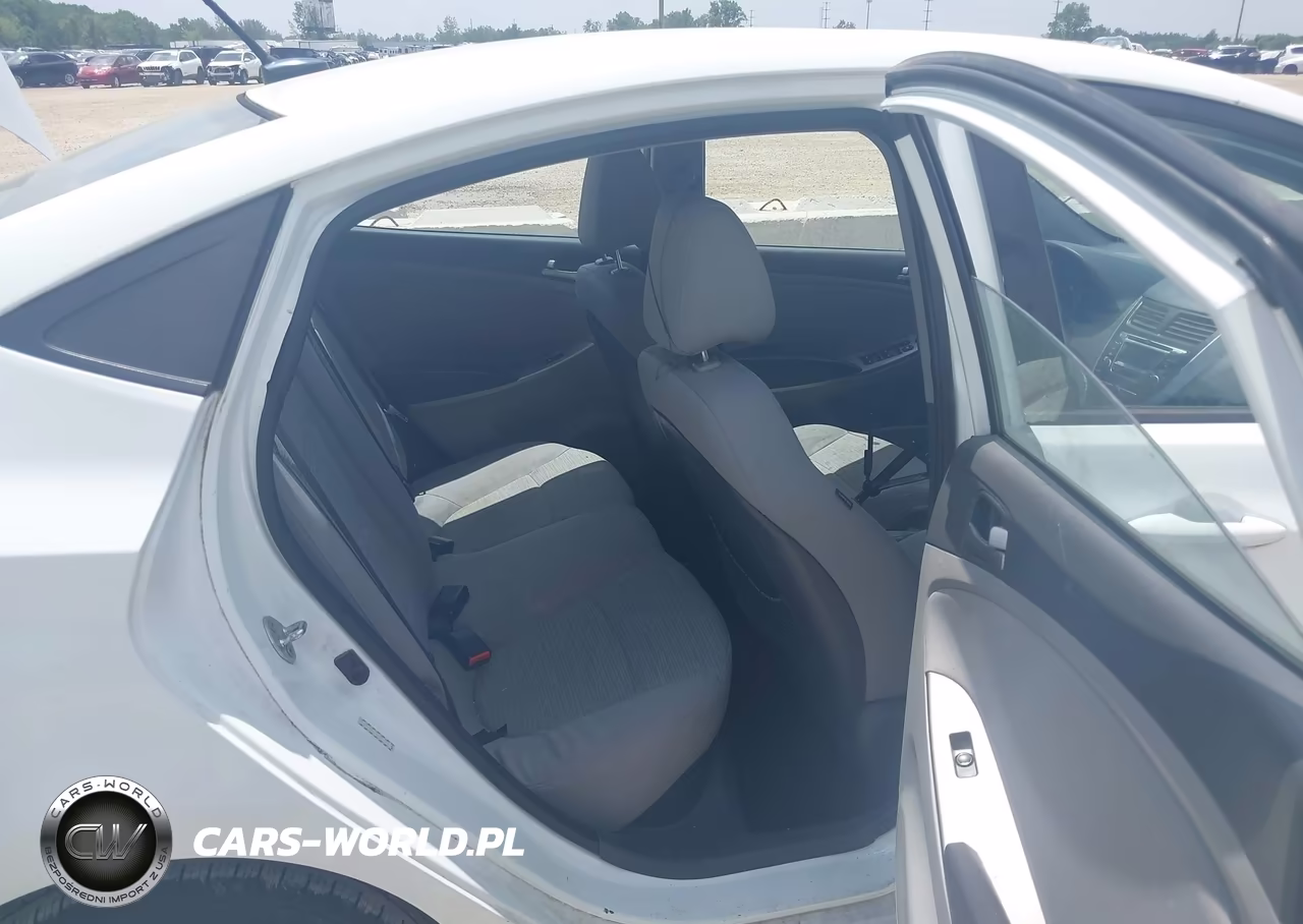 2015 Hyundai Accent Gls VIN:KMHCT4AE0FU853517 - 8