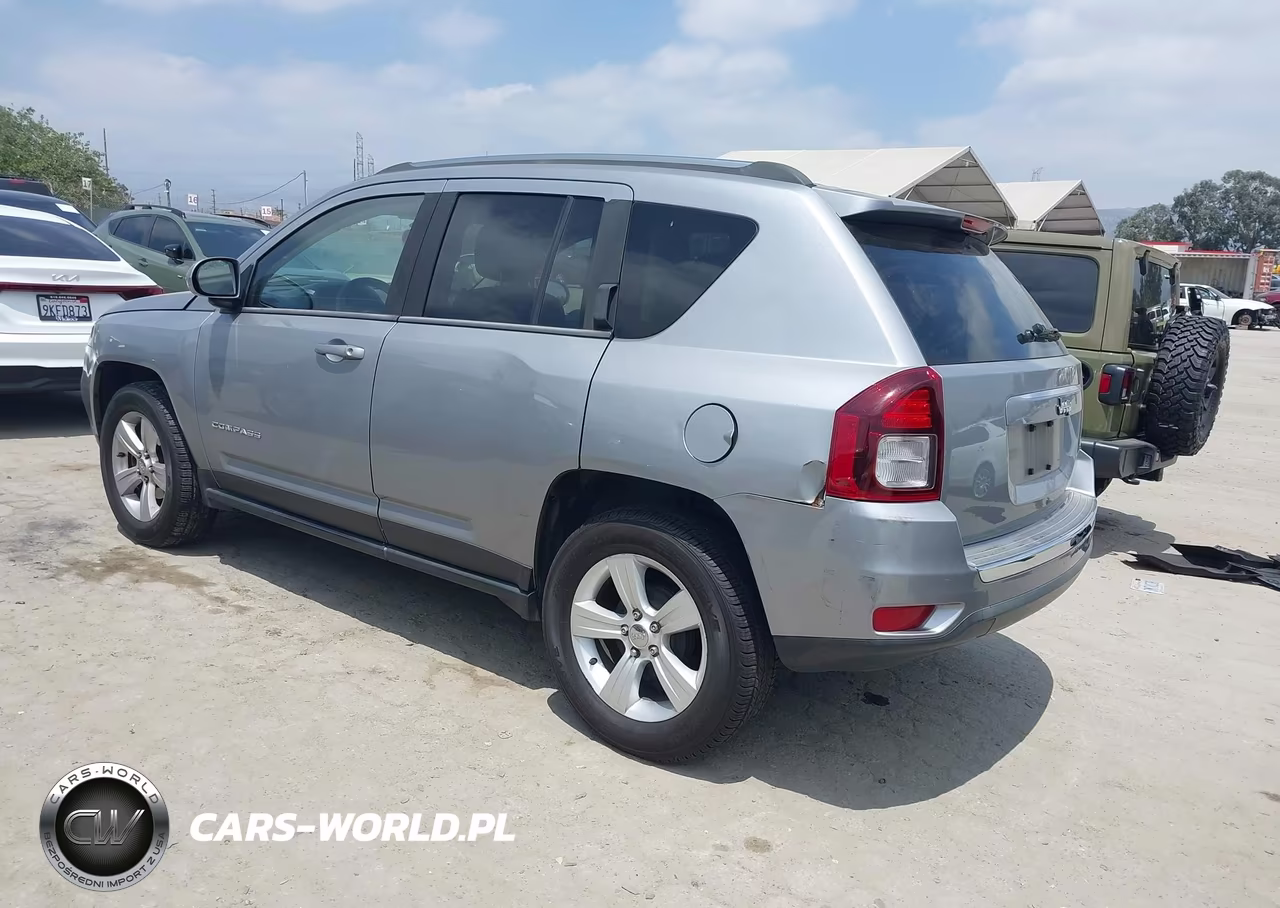 2015 Jeep Compass High Altitude Edition VIN:1C4NJCEA5FD164867 - 3