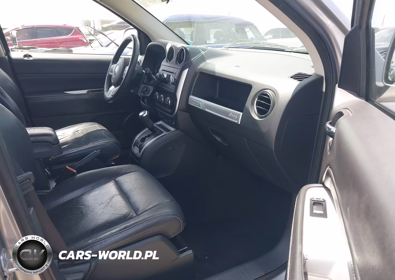 2015 Jeep Compass High Altitude Edition VIN:1C4NJCEA5FD164867 - 5