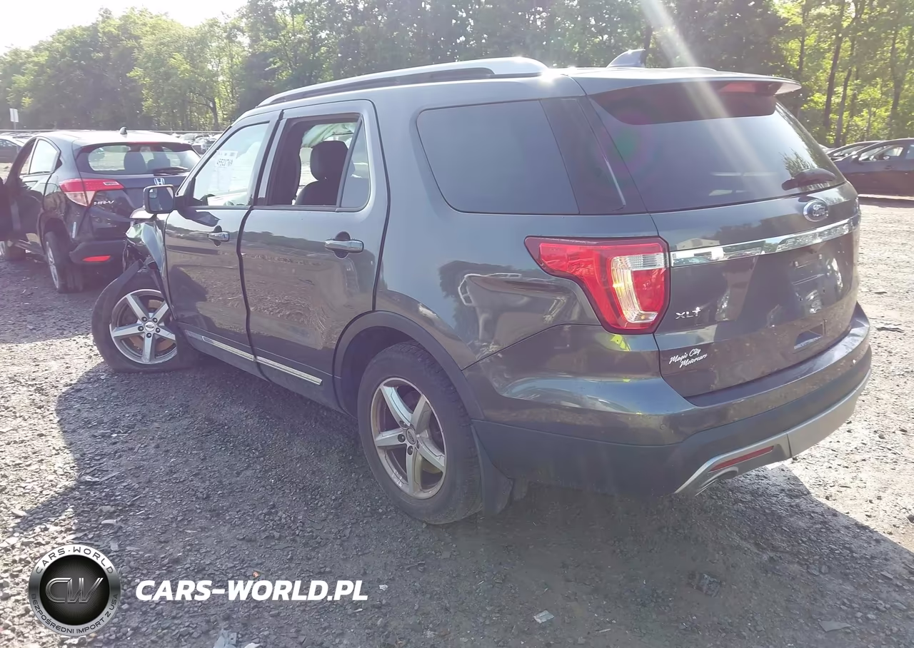 2016 Ford Explorer Xlt VIN:1FM5K8D85GGA42966 - 3