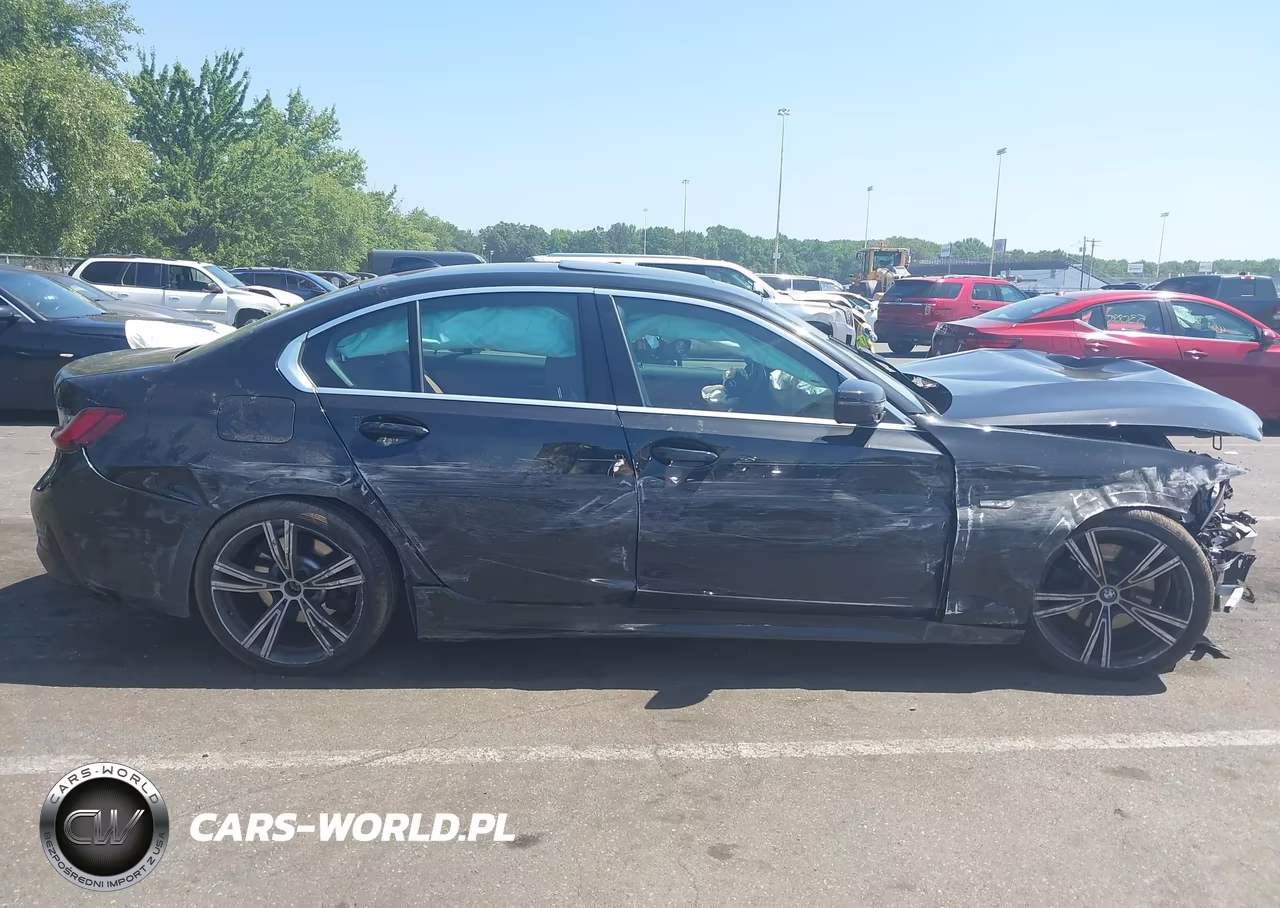 2022 BMW 330E xDrive VIN:3MW5P9J06N8C33749 - 13