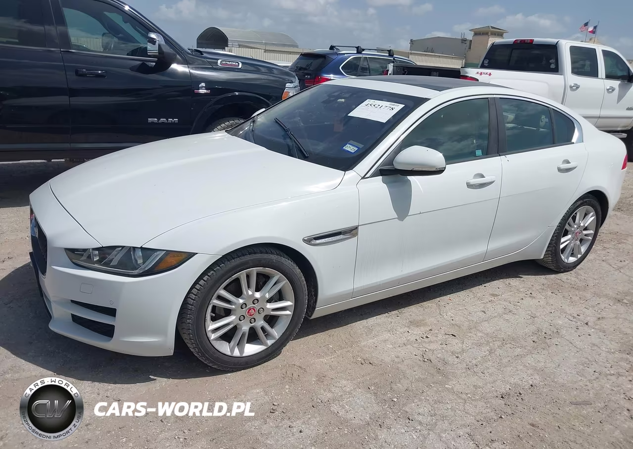 2017 Jaguar Xe 20D Premium VIN:SAJAD4BN5HCP14873 - 2