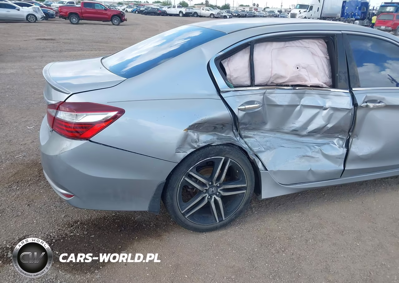 2016 Honda Accord Sport VIN:1HGCR2F55GA210956 - 6