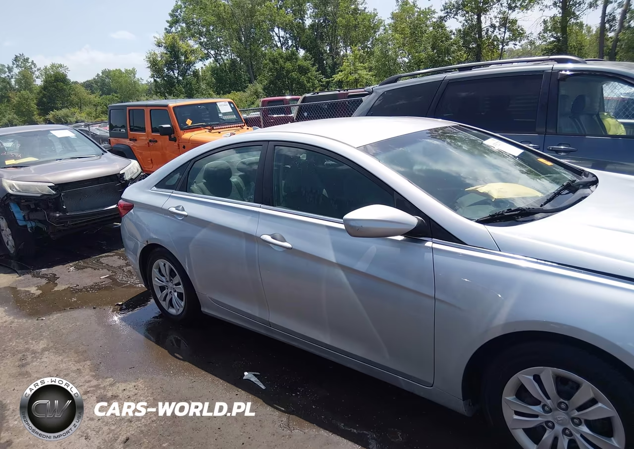 2013 Hyundai Sonata Gls VIN:5NPEB4AC3DH572608 - 13