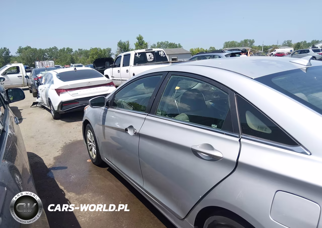 2013 Hyundai Sonata Gls VIN:5NPEB4AC3DH572608 - 14
