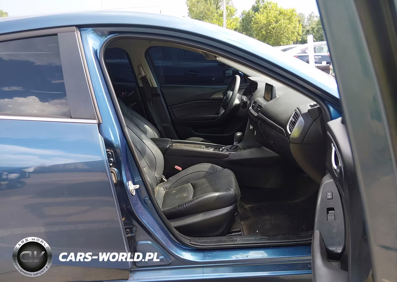 2018 Mazda Mazda3 Grand Touring VIN:3MZBN1M37JM160201 - 5
