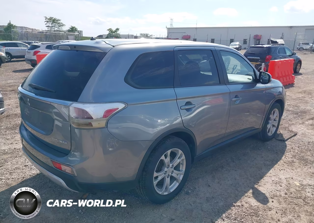 2015 Mitsubishi Outlander Se VIN:JA4AD3A3XFZ008902 - 4