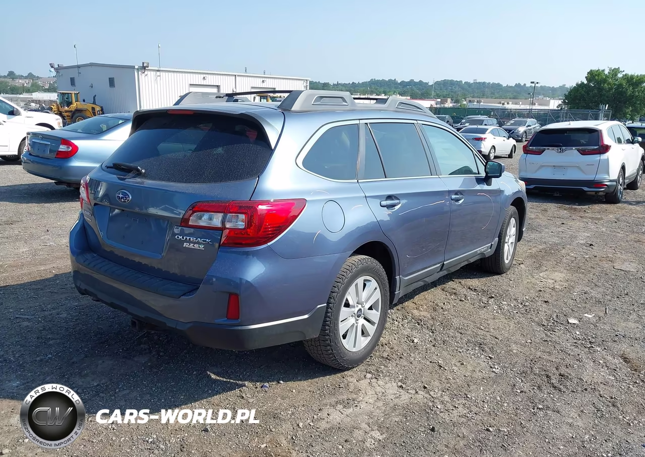 2015 Subaru Outback 2.5I Premium VIN:4S4BSADC6F3272536 - 4