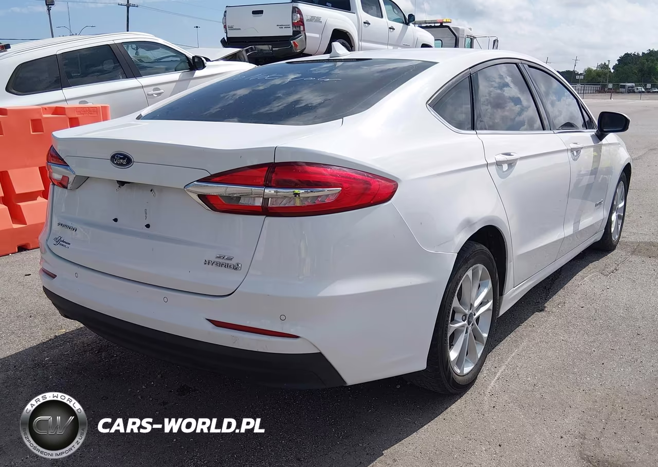 2019 Ford Fusion Hybrid Se VIN:3FA6P0LU1KR106261 - 4