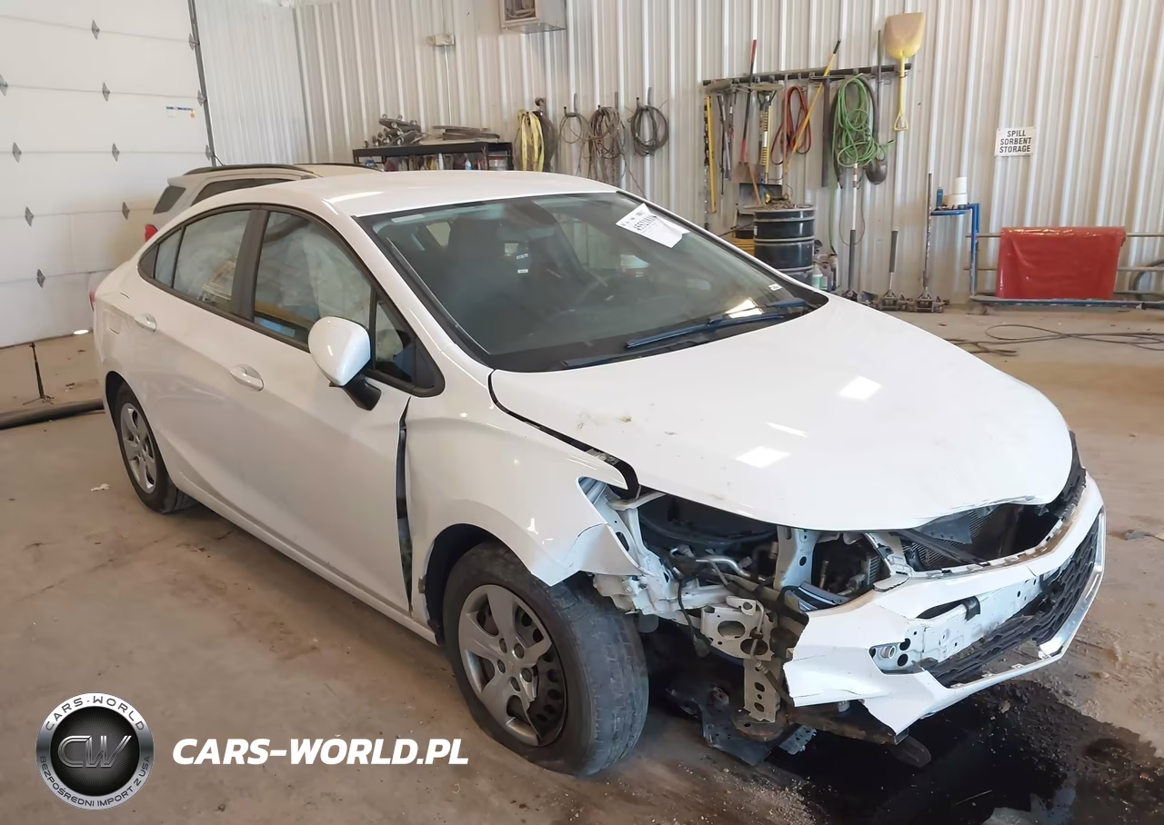 2018 Chevrolet Cruze Ls Auto – zdjęcie 1 z 16