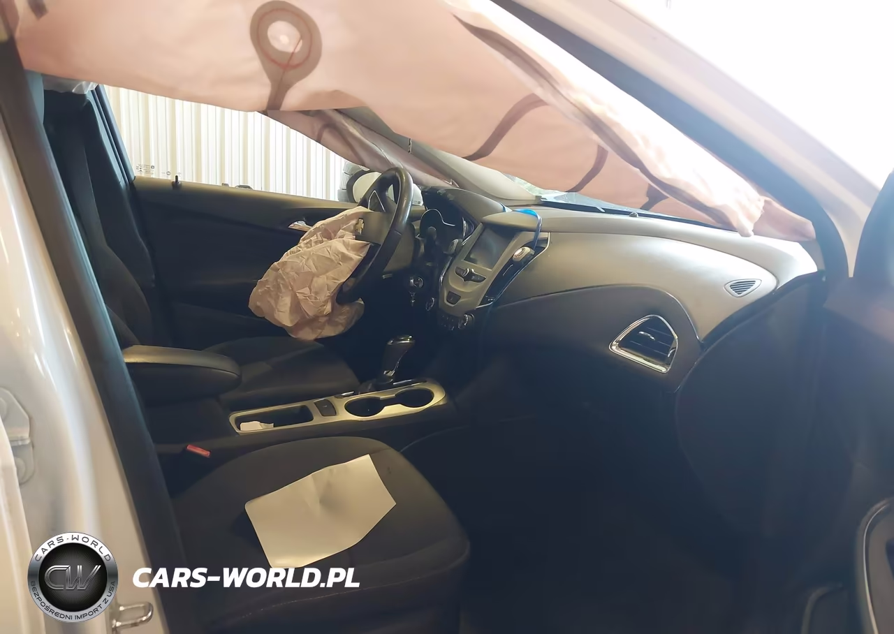 2018 Chevrolet Cruze Ls Auto VIN:1G1BC5SM1J7105175 - 5