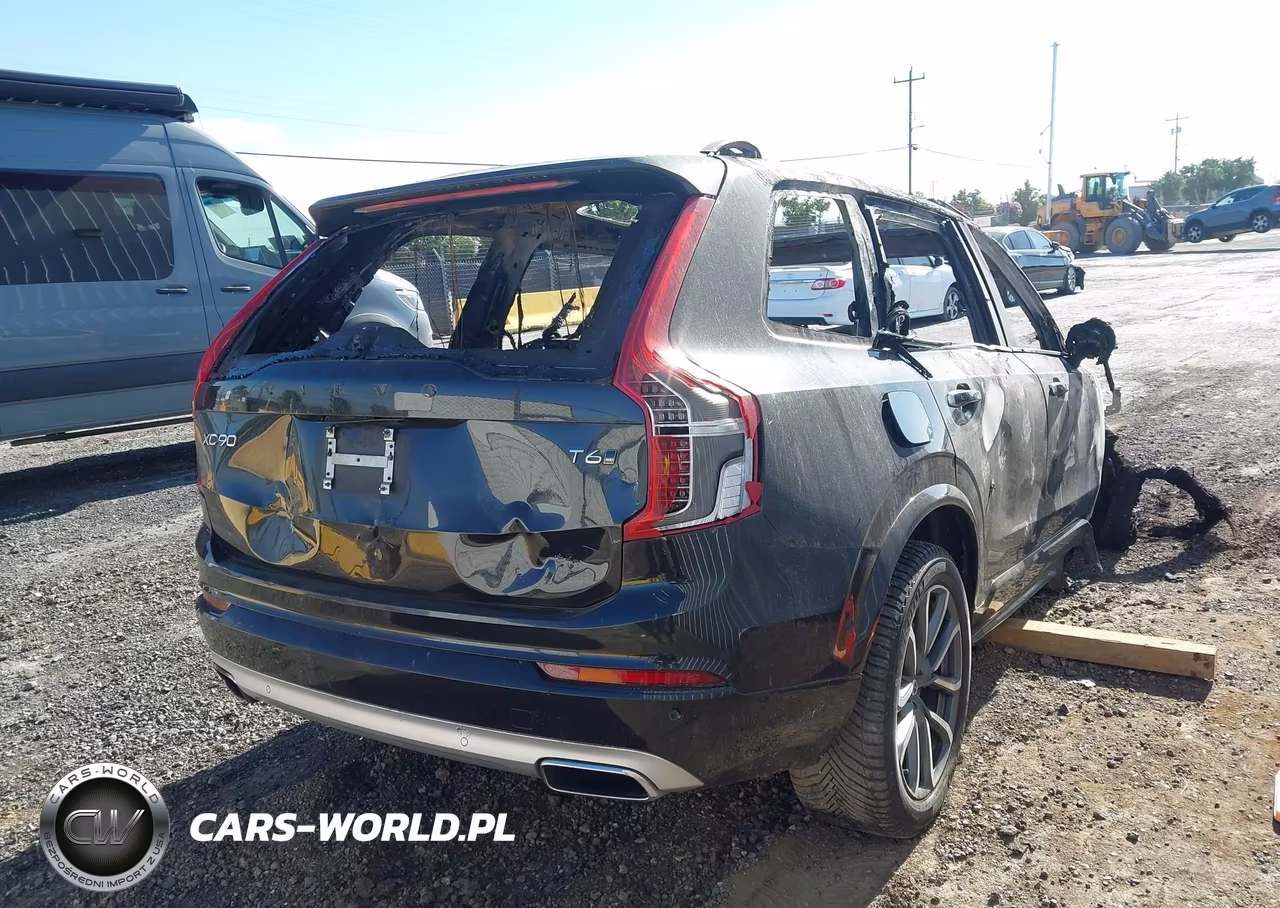 2016 Volvo Xc90 T6 Momentum VIN:YV4A22PK3G1016390 - 4