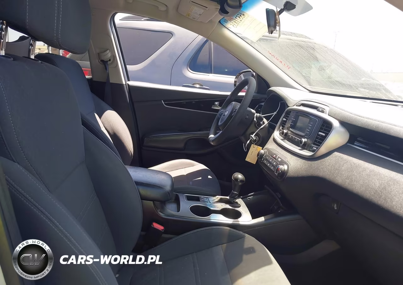 2017 Kia Sorento 2.4L Lx VIN:5XYPG4A34HG310961 - 5