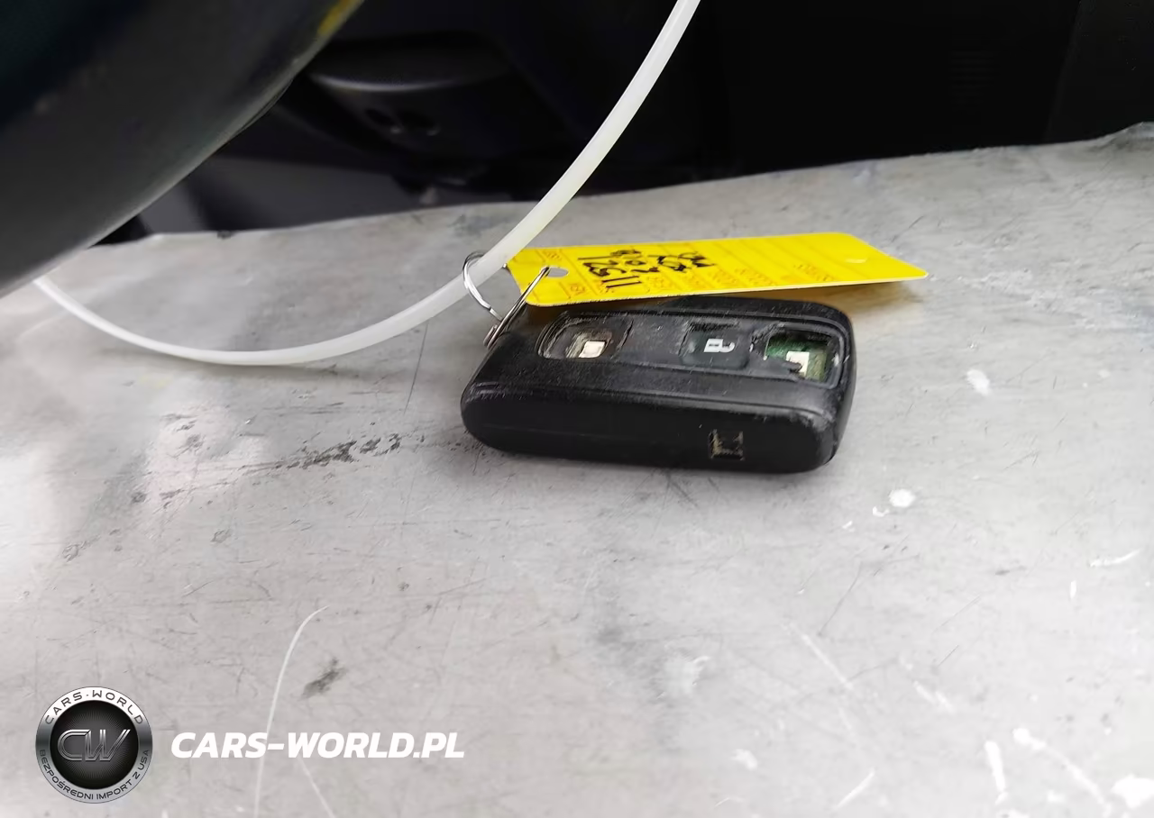 2008 Toyota Prius Touring VIN:JTDKB20U183390411 - 11