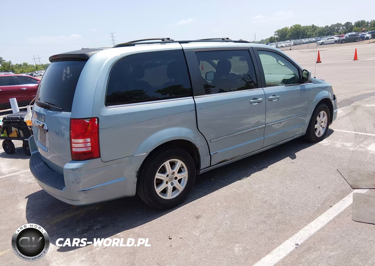 2008 Chrysler Town & Country Touring VIN:2A8HR54P38R754002 - 4