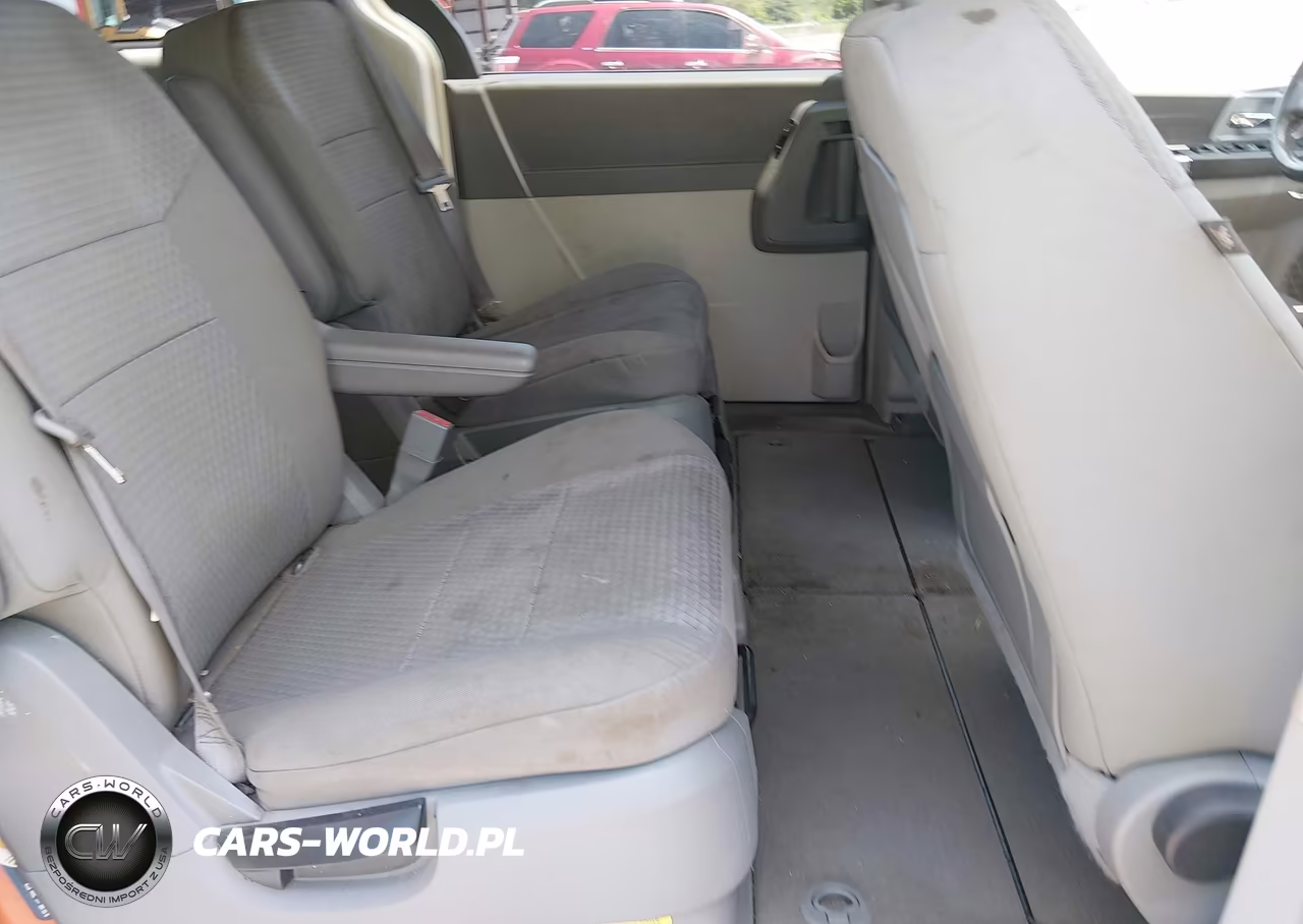 2008 Chrysler Town & Country Touring VIN:2A8HR54P38R754002 - 8