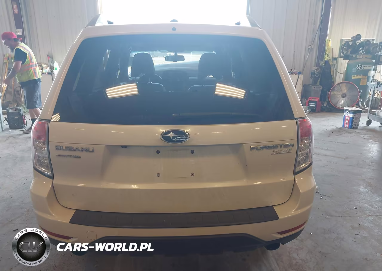 2012 Subaru Forester 2.5X Touring VIN:JF2SHAGC3CH443533 - 16