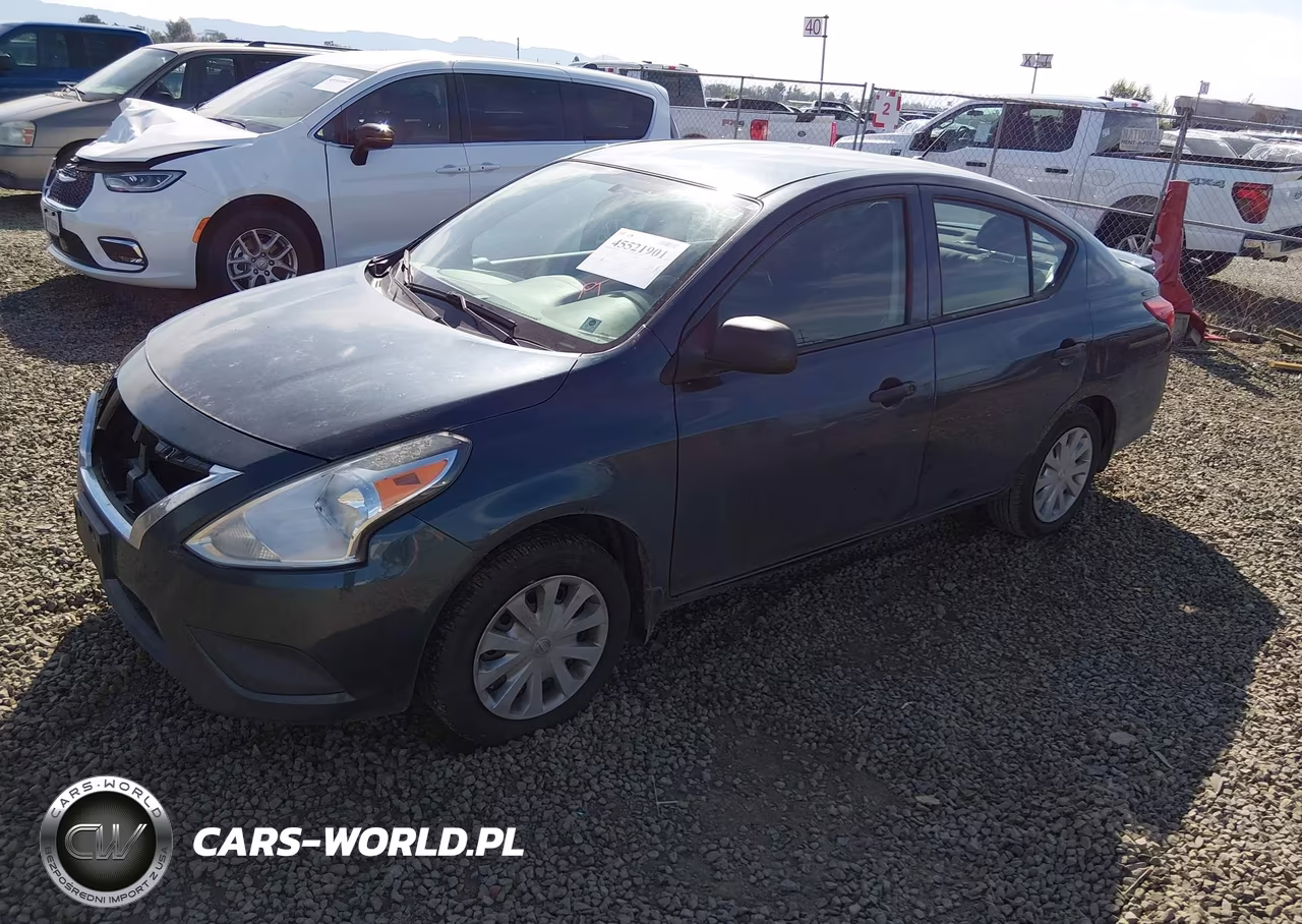 2015 Nissan Versa 1.6 S+ VIN:3N1CN7AP1FL829113 - 2