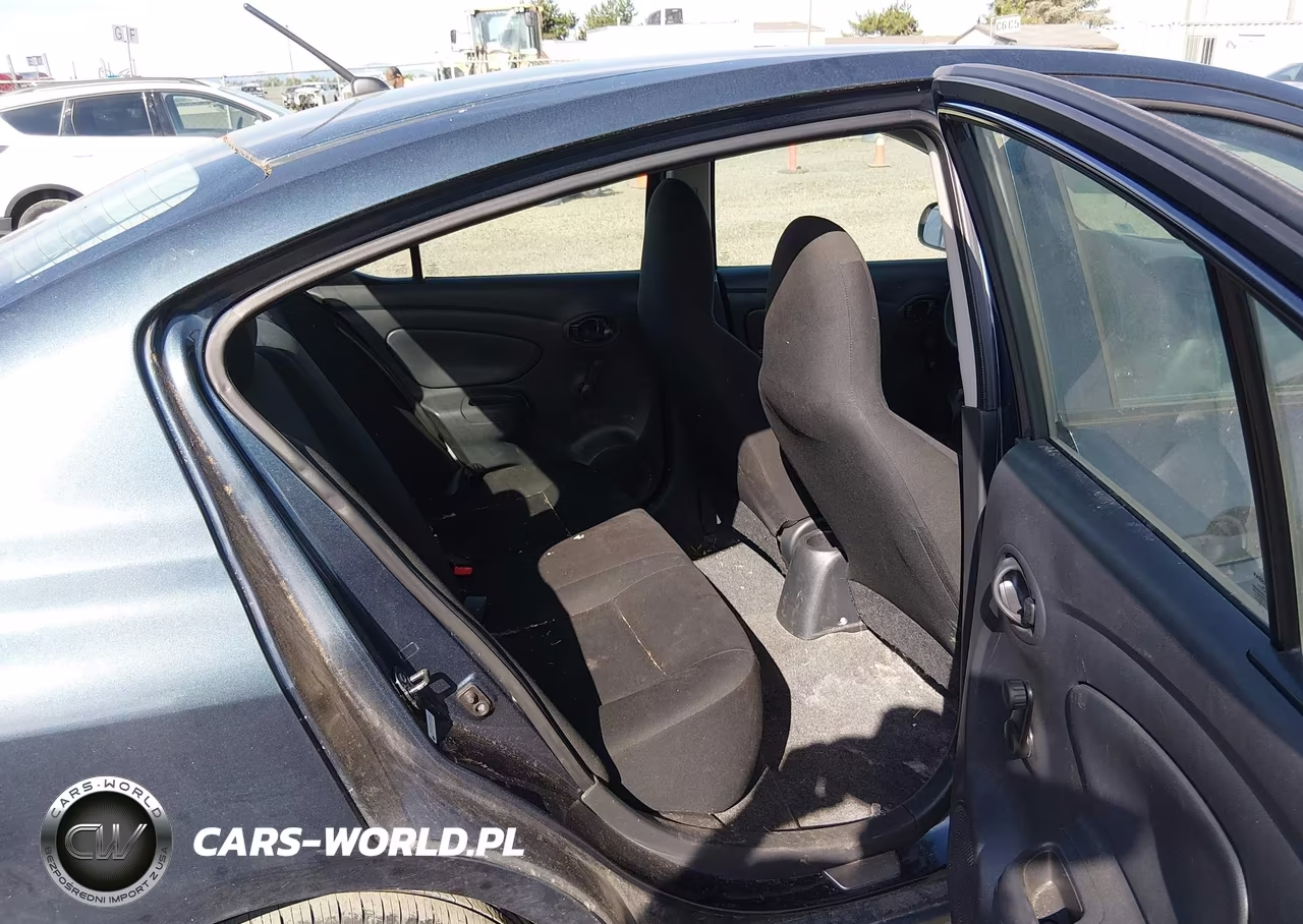 2015 Nissan Versa 1.6 S+ VIN:3N1CN7AP1FL829113 - 8