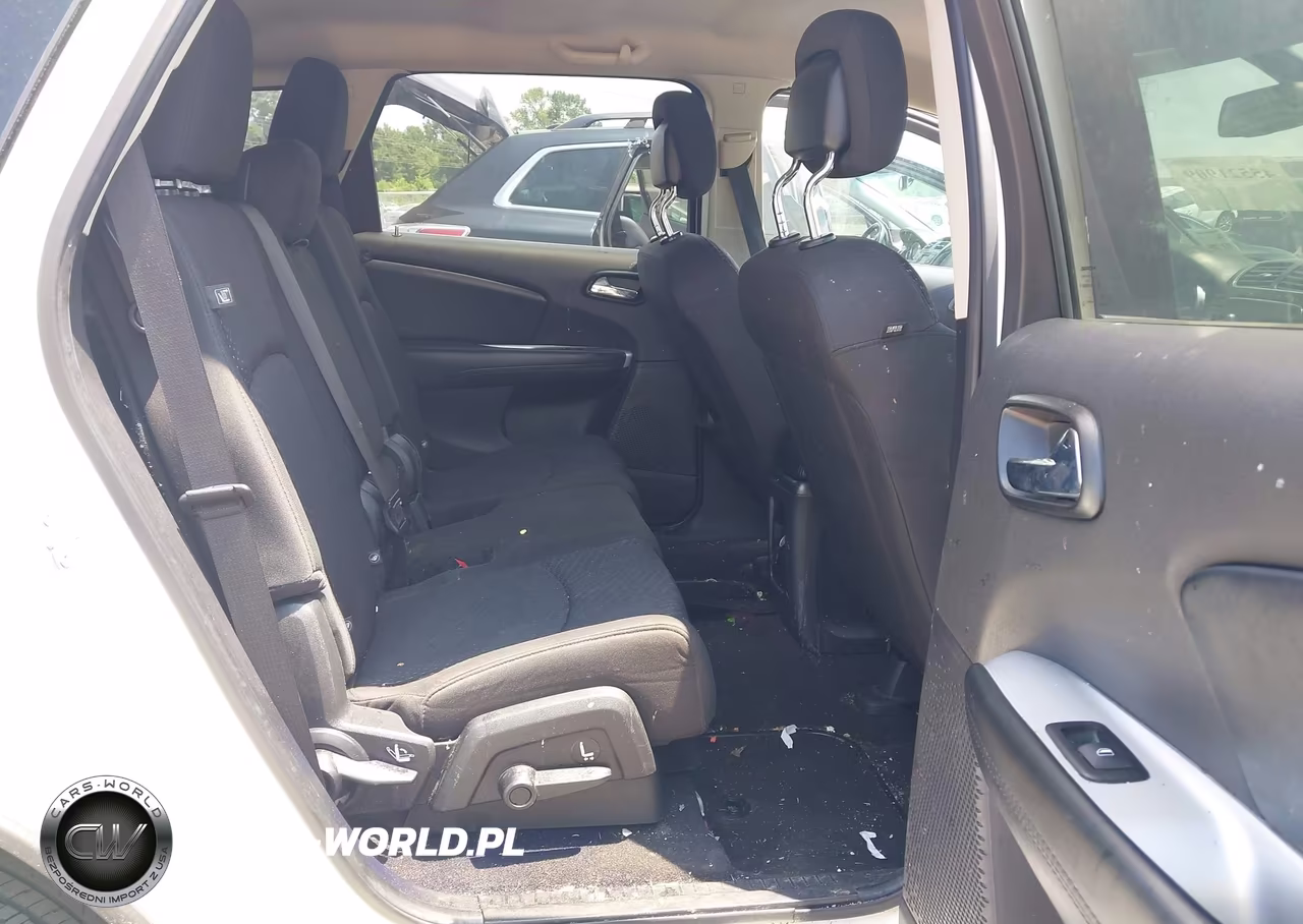 2018 Dodge Journey Se VIN:3C4PDCAB0JT520689 - 8