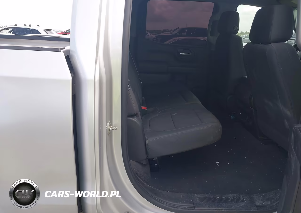 2020 Chevrolet Silverado 1500 2Wd Short Bed Custom VIN:3GCPWBEH3LG135707 - 8