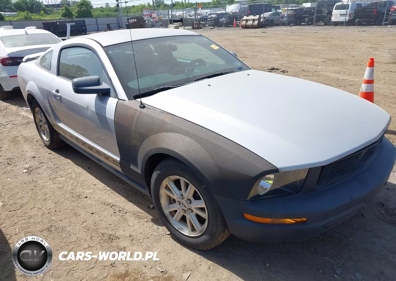 2006 Ford Mustang V6 – zdjęcie 1 z 11