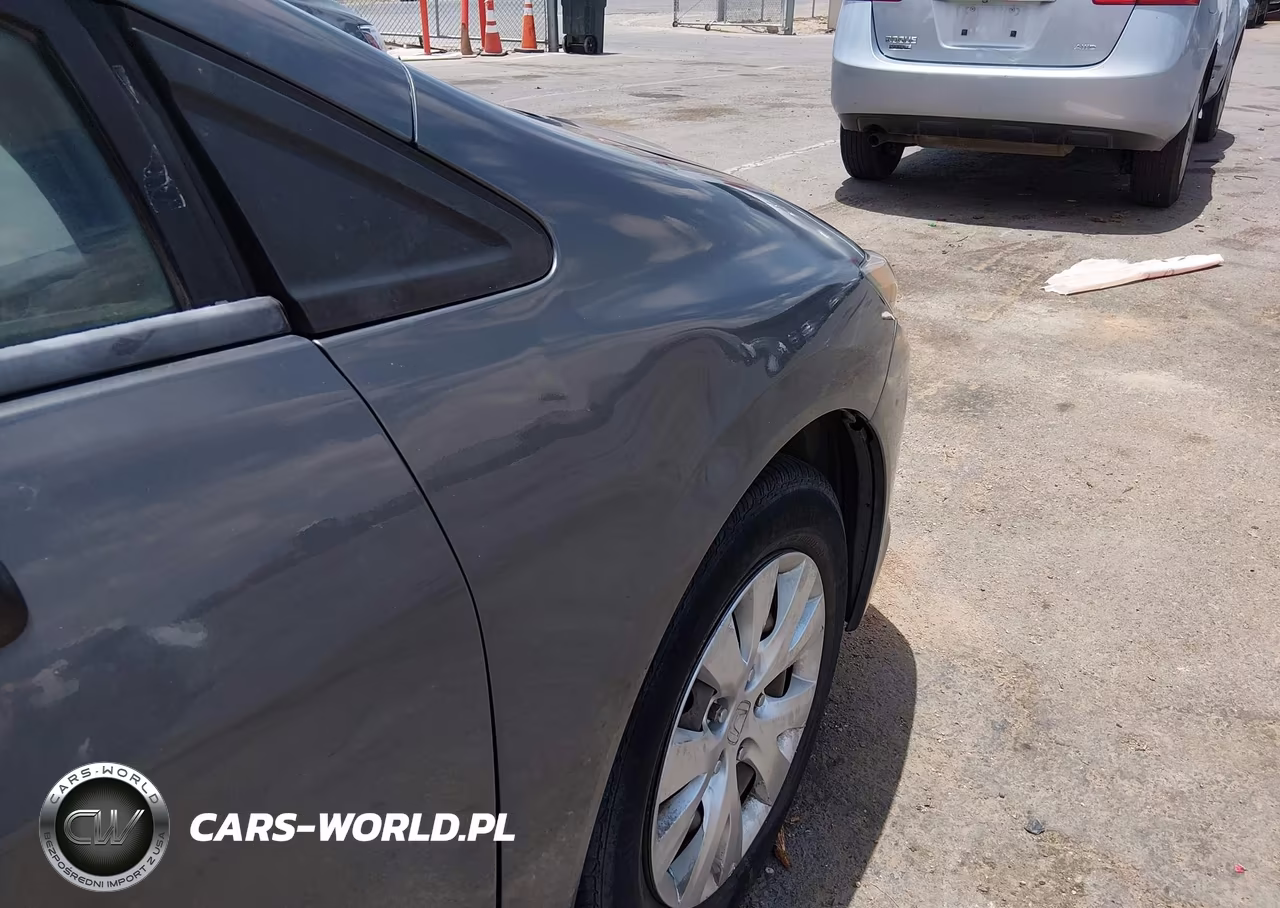 2012 Honda Civic Lx VIN:2HGFB2E52CH553335 - 13