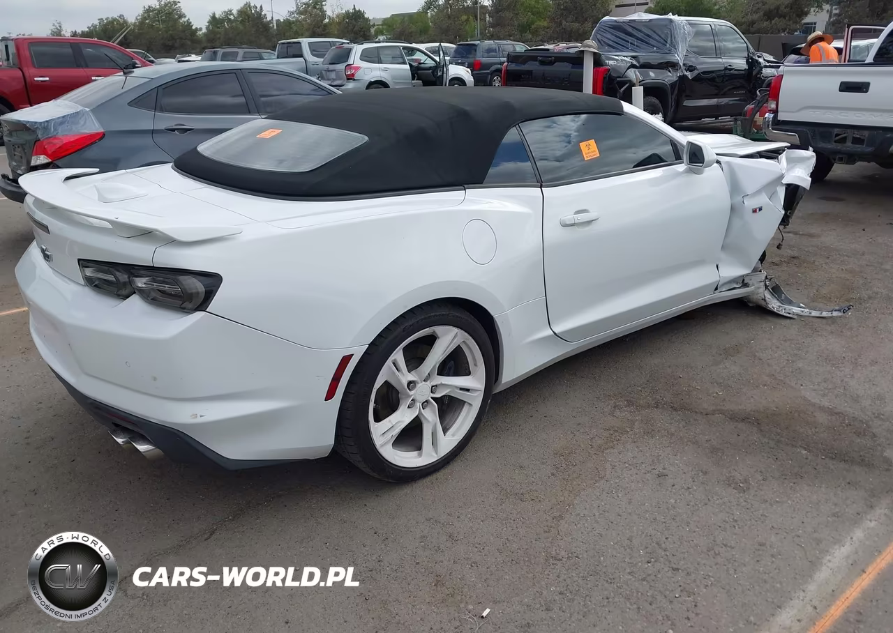 2019 Chevrolet Camaro 2Ss VIN:1G1FH3D75K0115622 - 4