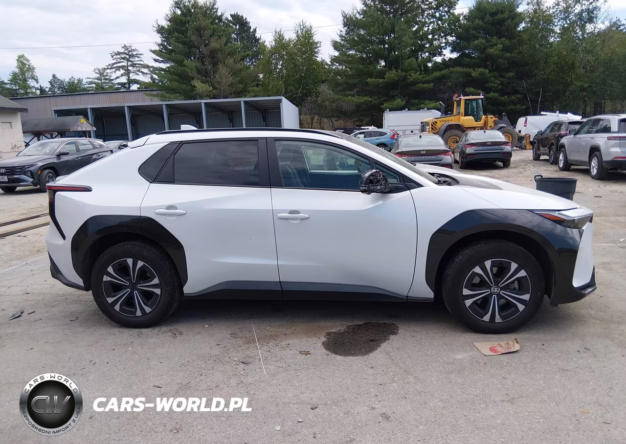 2023 Toyota Bz4X Xle VIN:JTMABACAXPA031768 - 13