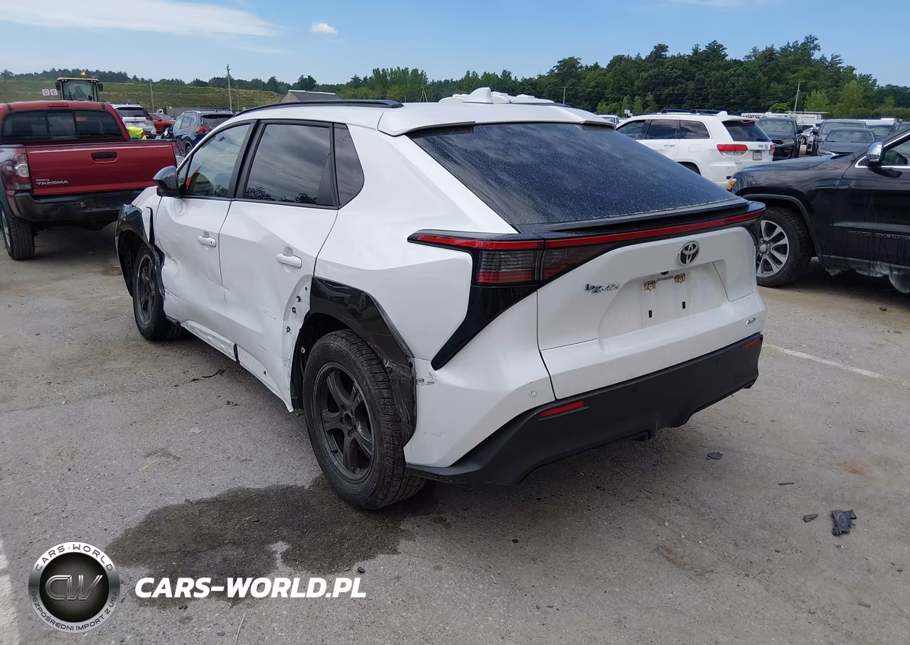 2023 Toyota Bz4X Xle VIN:JTMABACAXPA031768 - 3