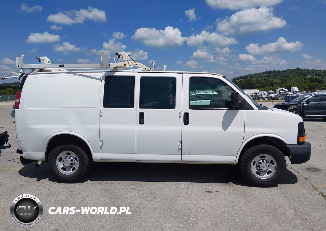 2014 Chevrolet Express 2500 Work Van VIN:1GCWGFBA9E1110710 - 13