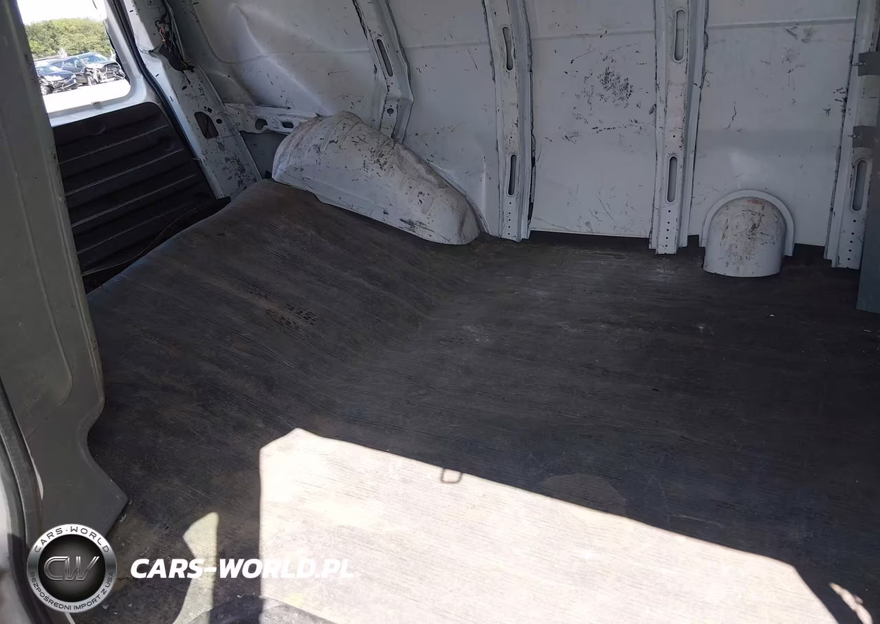 2014 Chevrolet Express 2500 Work Van VIN:1GCWGFBA9E1110710 - 8