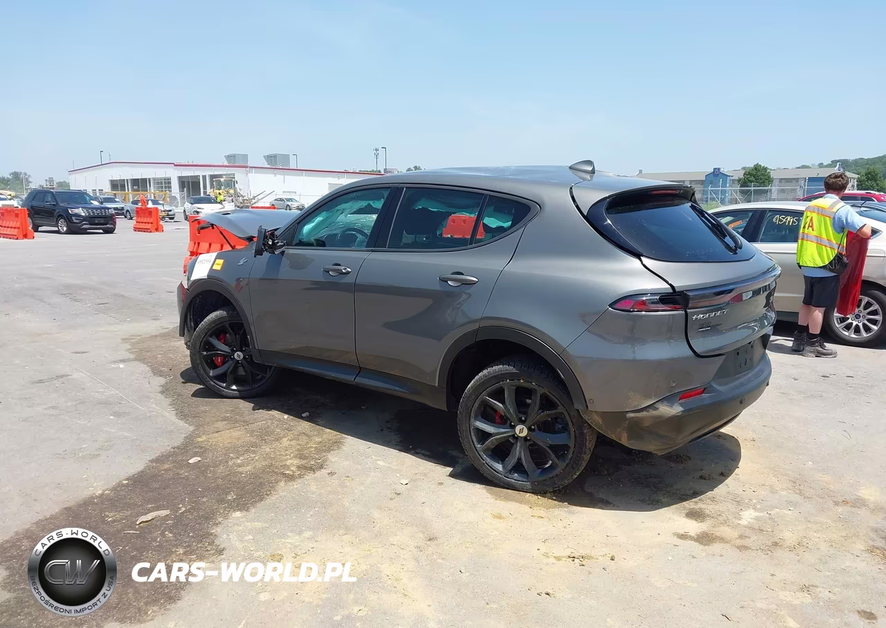 2023 Dodge Hornet Gt Awd VIN:ZACNDFAN8P3A00833 - 3