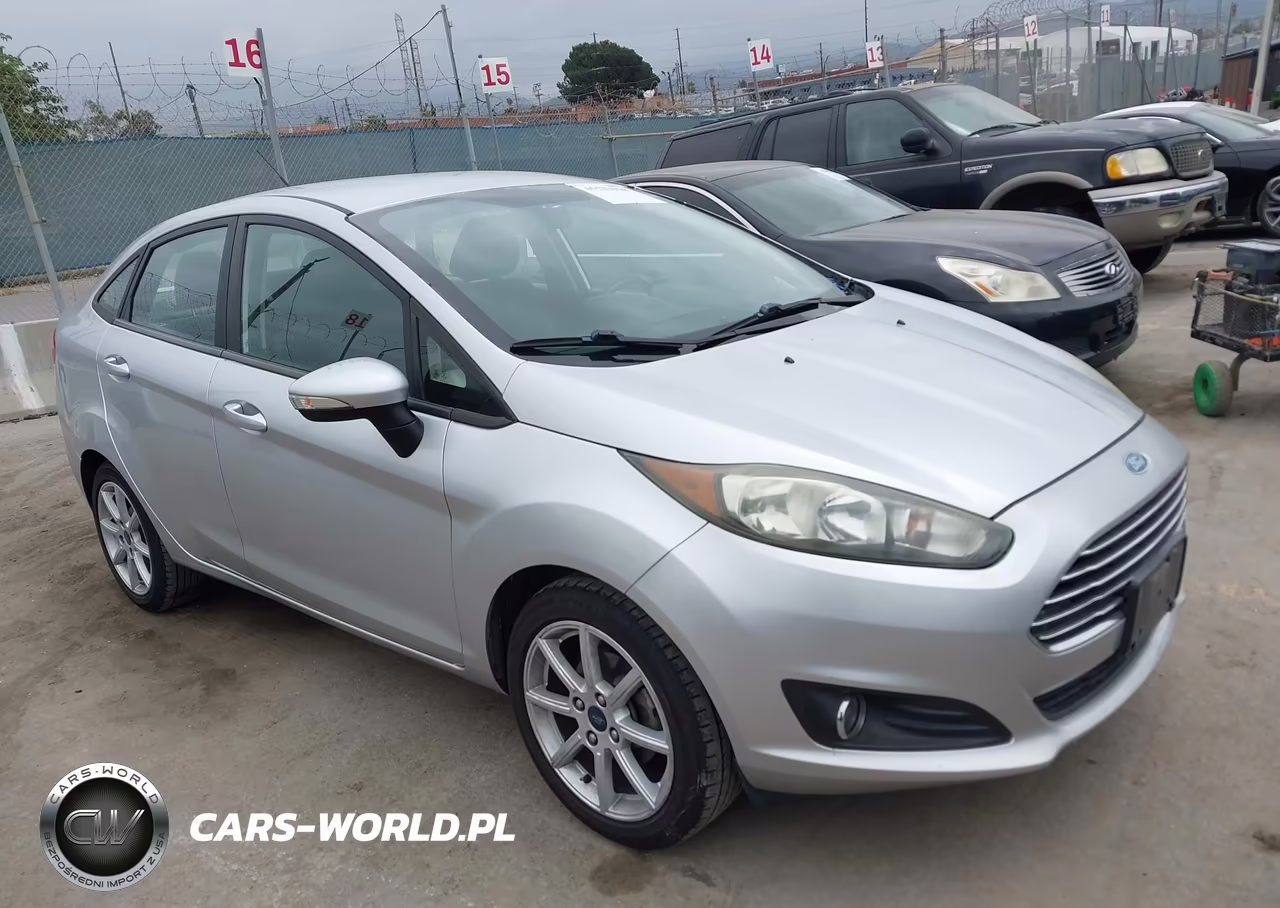 2015 Ford Fiesta Se – zdjęcie 1 z 11