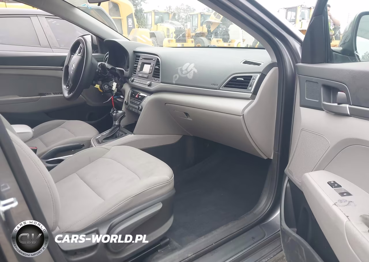 2018 Hyundai Elantra Se VIN:5NPD74LF2JH332661 - 5