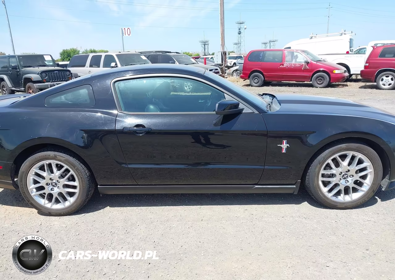2012 Ford Mustang V6 Premium VIN:1ZVBP8AM1C5224466 - 13