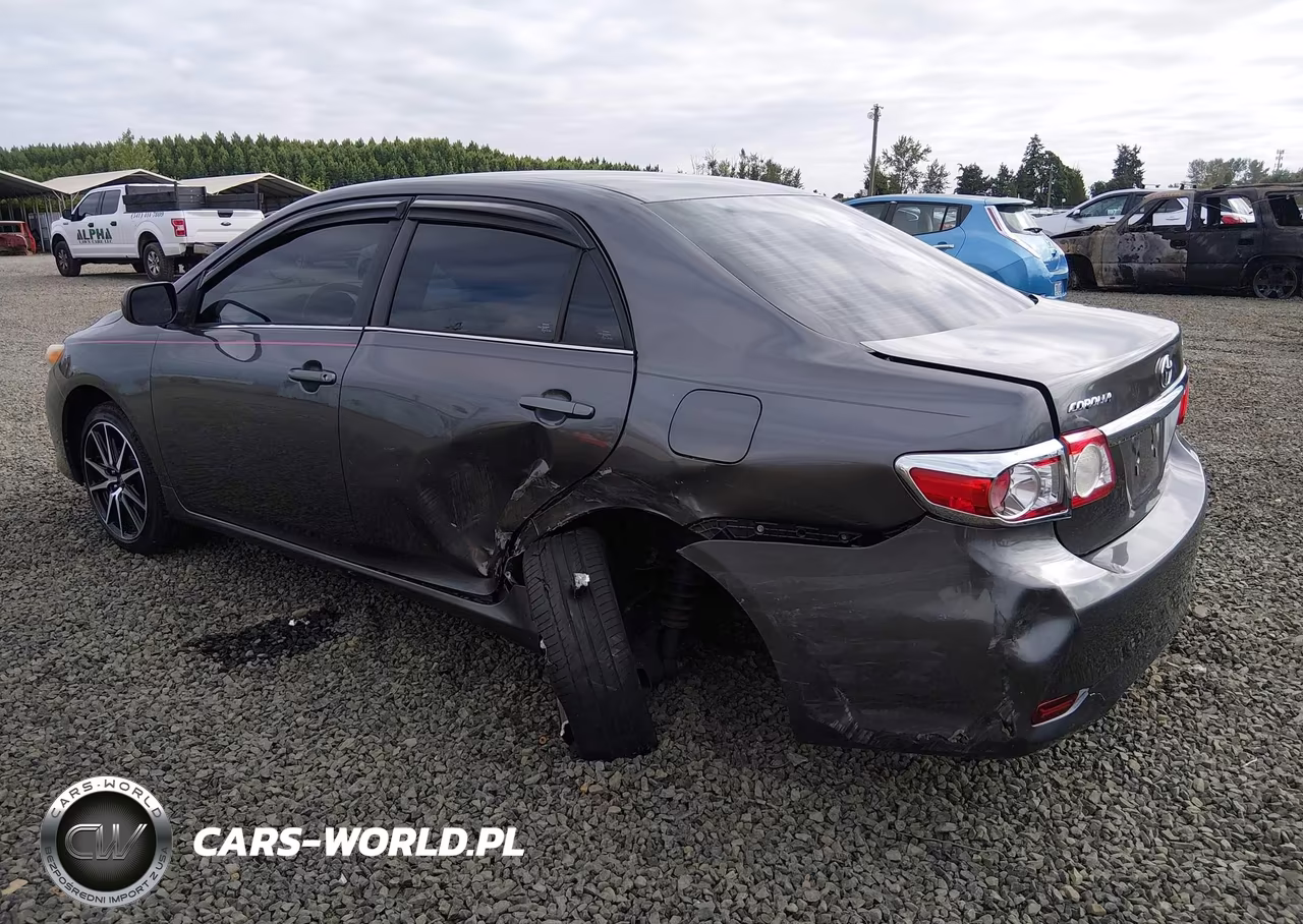 2013 Toyota Corolla Le VIN:5YFBU4EE8DP177190 - 3