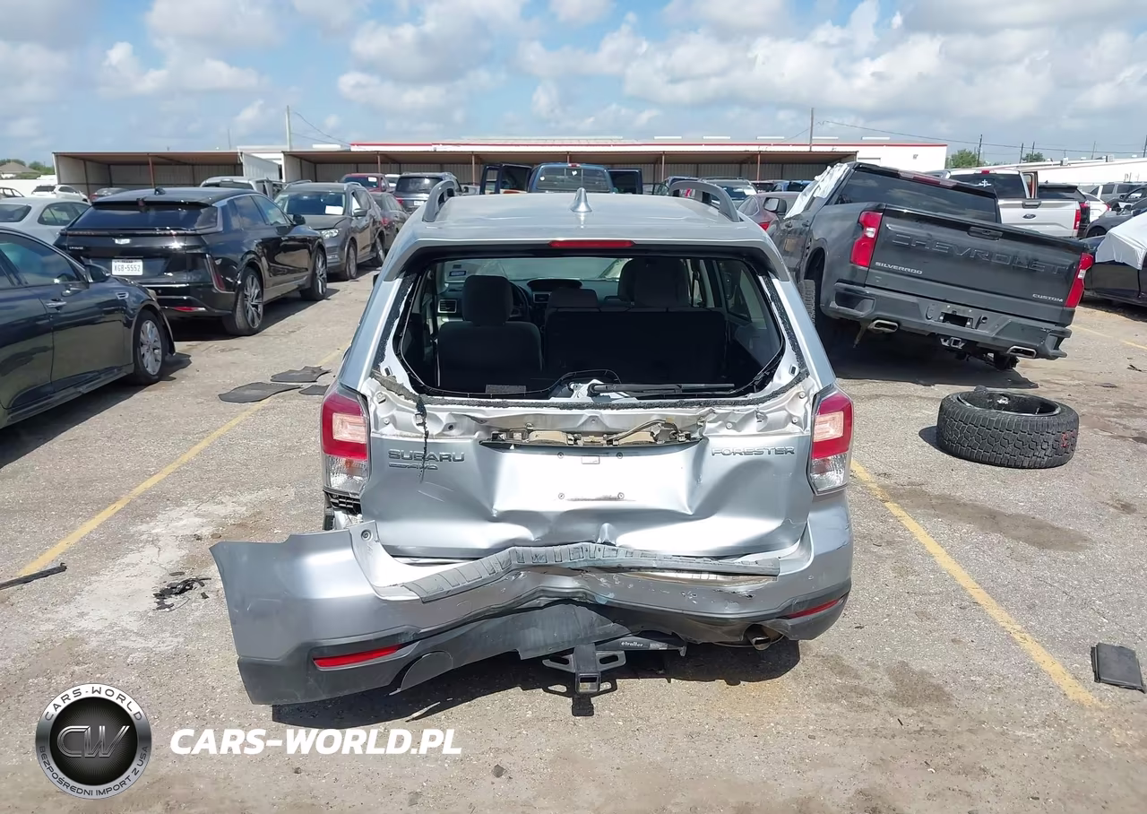 2018 Subaru Forester 2.5I Premium VIN:JF2SJAGC8JH406351 - 17