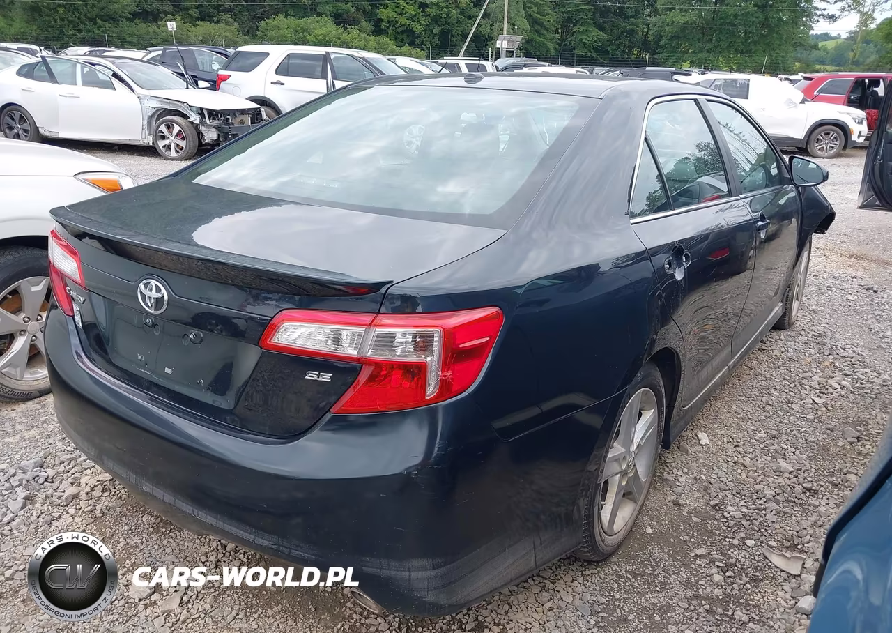 2012 Toyota Camry Se VIN:4T1BF1FK2CU156037 - 4