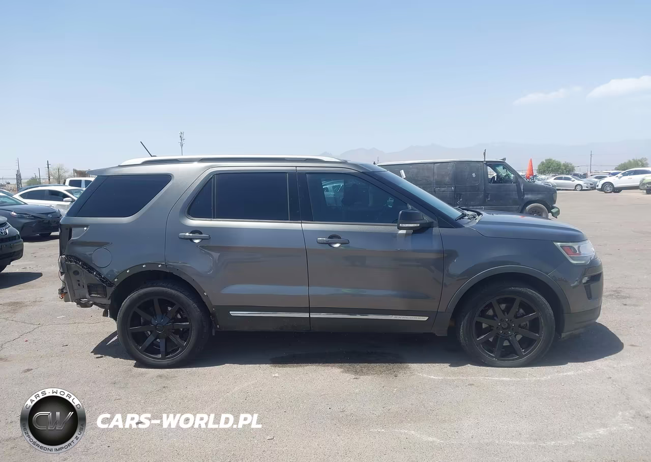 2018 Ford Explorer Xlt VIN:1FM5K8D85JGA97232 - 14