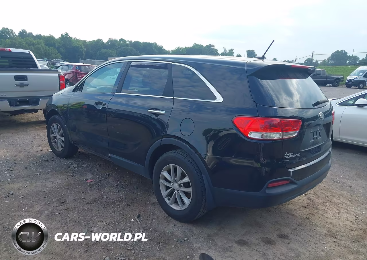 2017 Kia Sorento 2.4L L VIN:5XYPG4A32HG312384 - 3