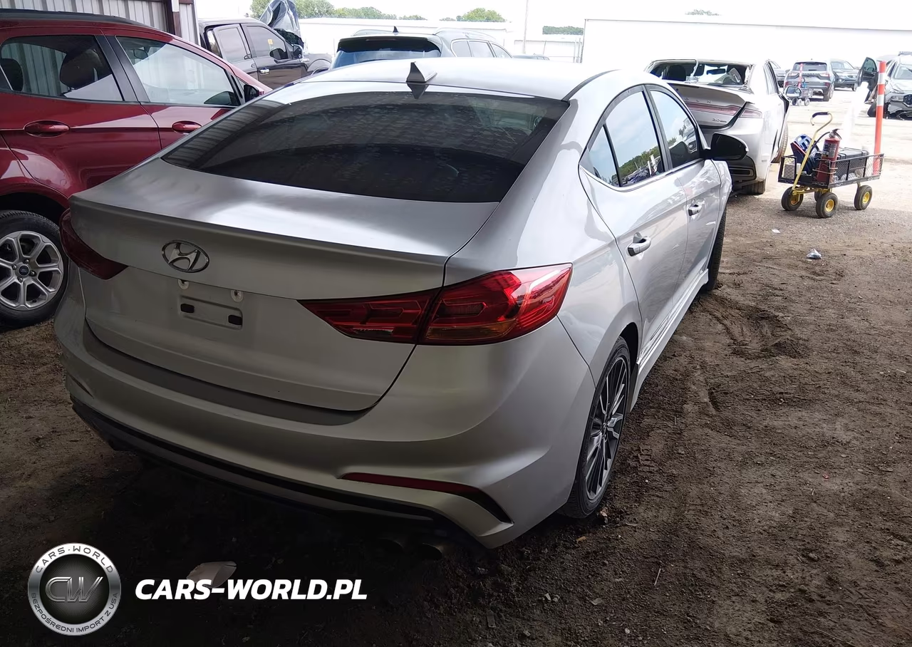 2018 Hyundai Elantra Sport VIN:KMHD04LB0JU525300 - 4
